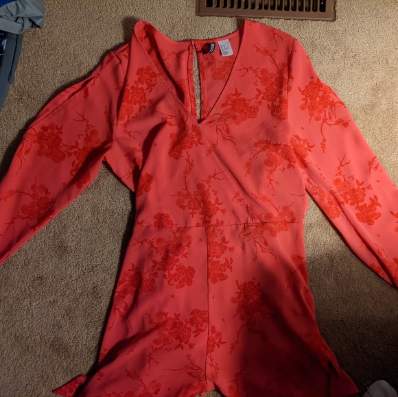 Dress - Picture 2 of 4